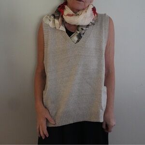 Women’s Classic V-Neck Sweater Vest - Light Gray